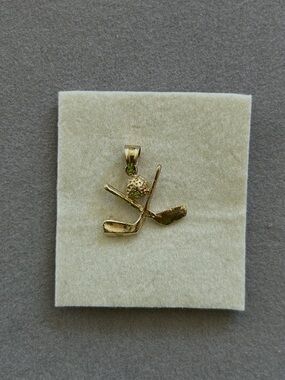 10K Gold stamped  Golf Club and Ball Charm